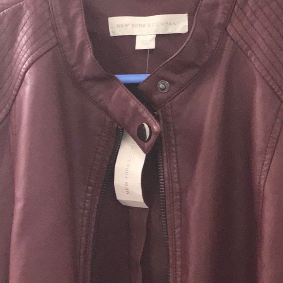 Cozy Stylish Jacket - Picture 2 of 4